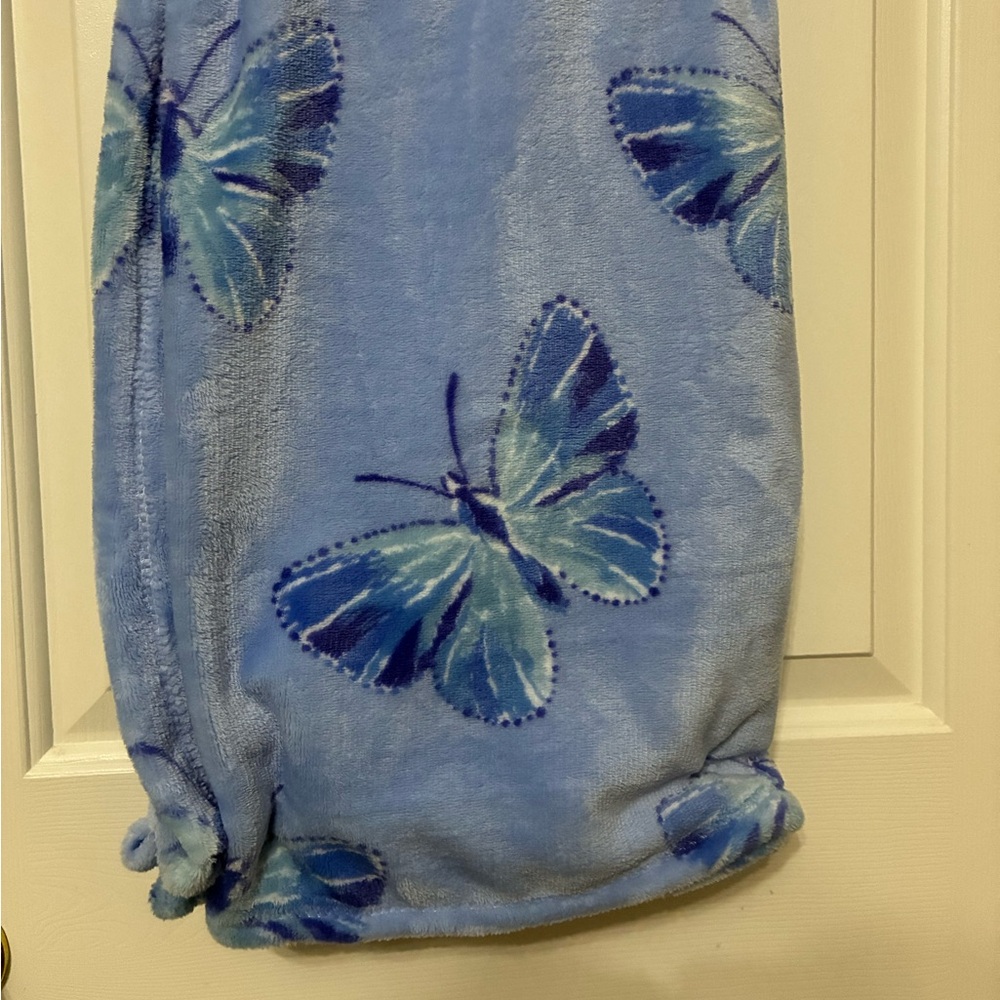 Colorful Butterfly throw blanket - Picture 3 of 8